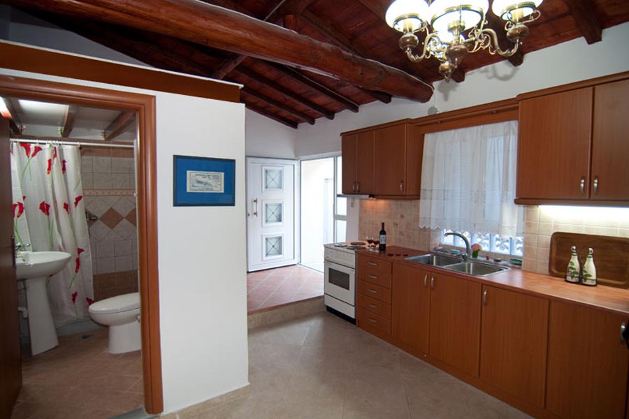 Annas Apartments in Balos